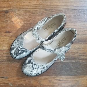 Alegria By PgLite Clog Slip On Mary Janes Size 38 7.5 Slip Resistant Comfort